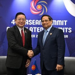 Secretary-General of ASEAN meets with the Prime Minister of Viet Nam