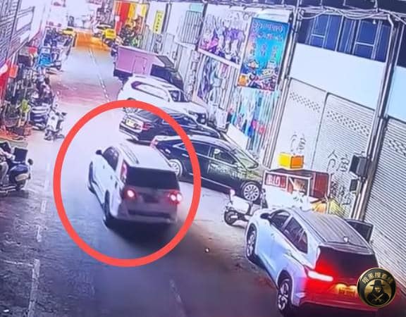 深夜惊魂 #老挝万象一商贸城附近突发绑架 团伙配合熟练目标明