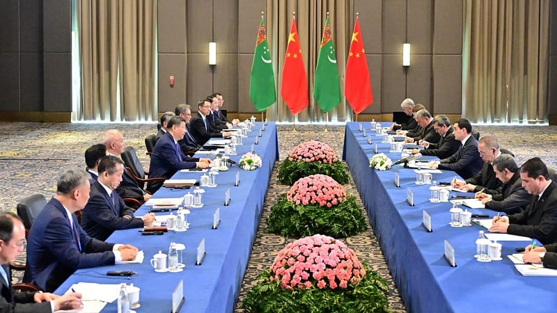 China and Central Asian leaders cap summit with friendship pact and aid pledge