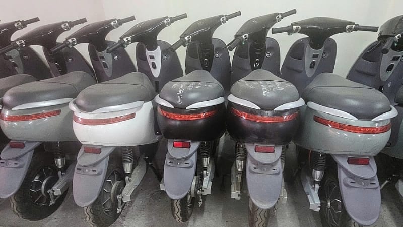 Ring making counterfeit electric motorbikes of major brands busted in Hanoi