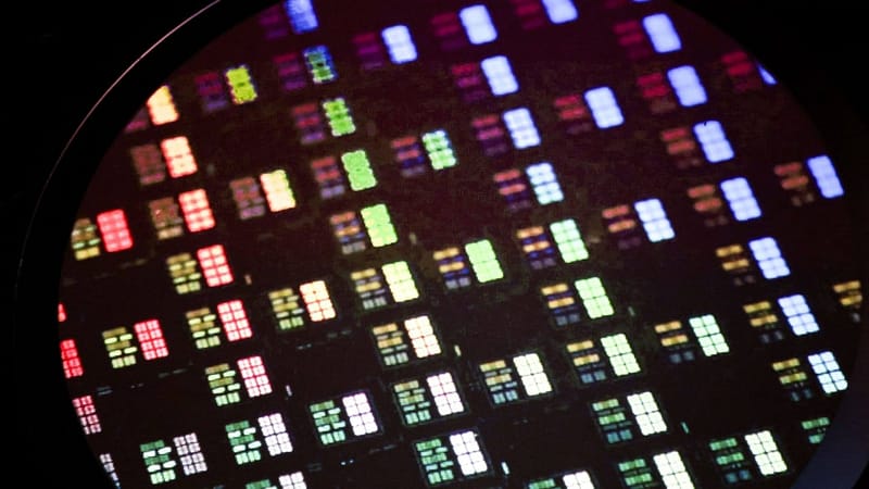 China declares anti-dumping probe into US analogue chips