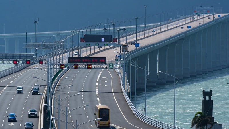 Nearly 2,400 Guangdong drivers apply for cross-border entry scheme into Hong Kong