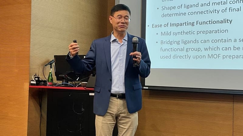 World-leading cancer drug scientist Lin Wenbin joins China’s Westlake University