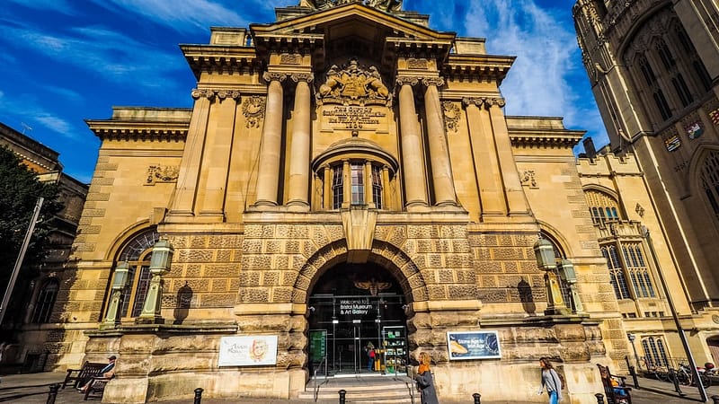 600 artefacts stolen from Bristol’s British Empire collection in daring heist