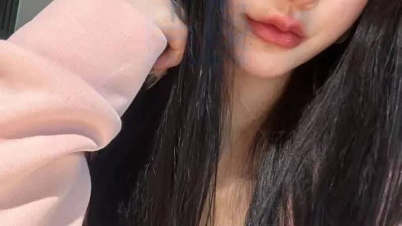 #网友提醒 #舒霜 此女在柬埔寨西港专业骗钱

网友提醒