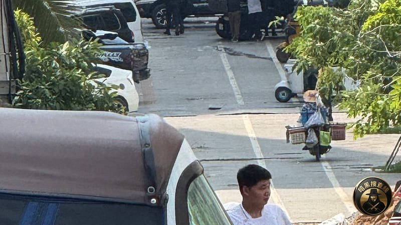 #突发事件：🇰🇭西港“砖石赌场”，刚刚宪兵抵达现场包围起来了