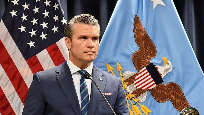 #国际新闻
美防长宣布：3月10日对伊朗发起“最高强度”打