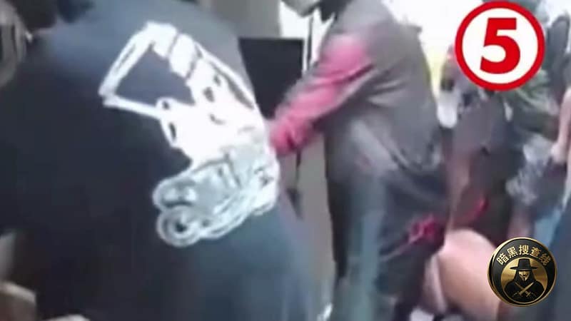 #菲律宾甲米地发生持枪抢劫案：两男子街头玩手机游戏被抢