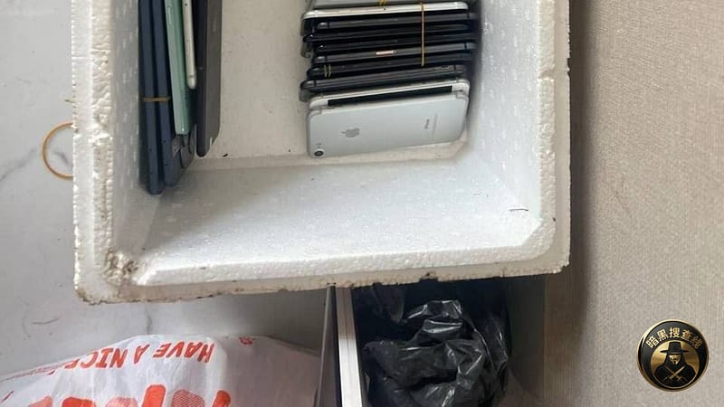 金边坤坤宝城突击行动：14名外籍人员被抓，缴获57部手机