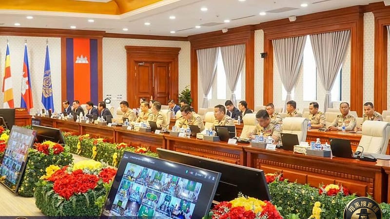 苏速卡主持周会：跟进全国打击电诈行动进展

今天上午，柬