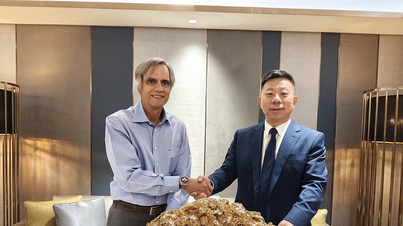 #菲律宾港口大亨拉松会见中国大使黄溪连：双方谈贸易与投资合作