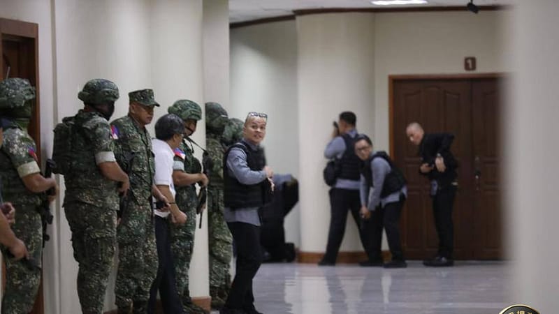 【现场画面】菲律宾内政与地方政府部长乔恩维克·雷穆拉（Jon