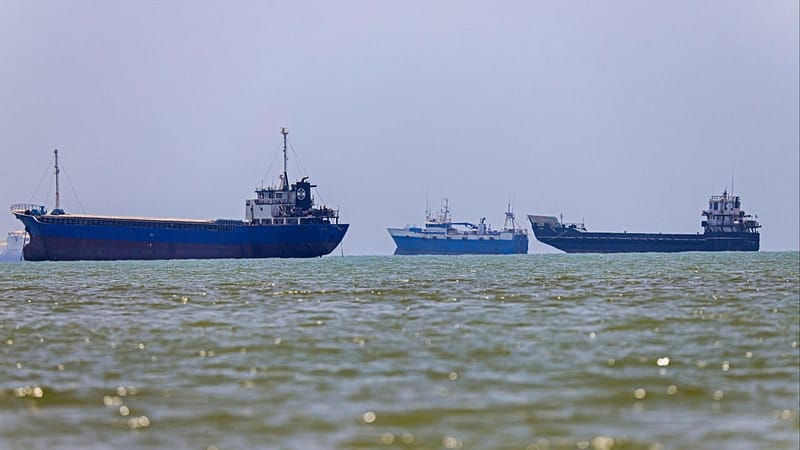 Iran floats ‘insurance fees’ and asserts control over Hormuz