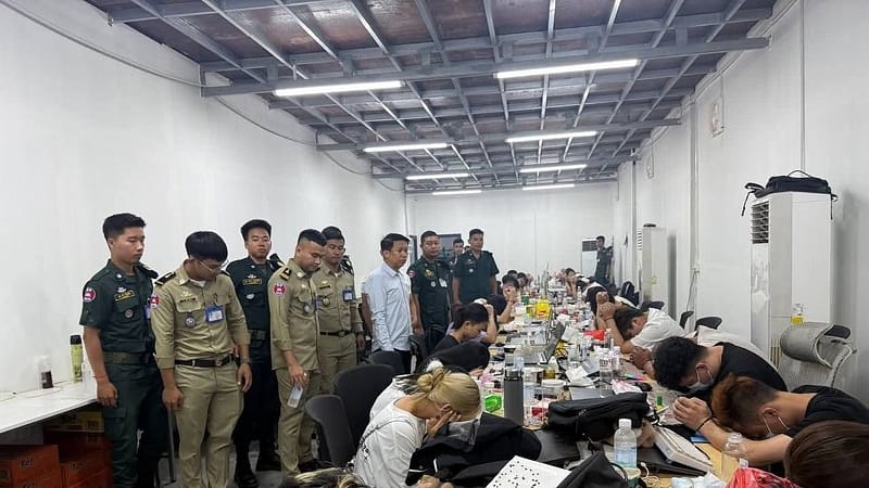 #柬埔寨新闻 西港昨天抓了40名狗推，缴获大量犯罪证据