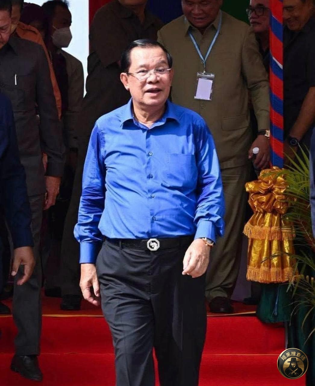 洪森在社交媒体上大谈赌球经验

之前，洪森在社交媒体公开